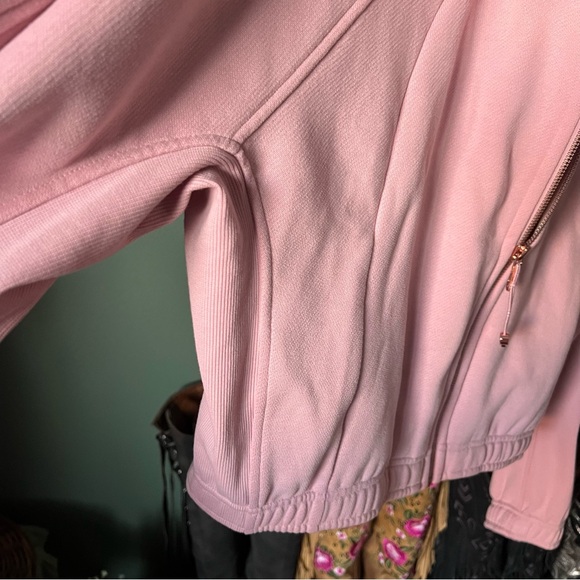 Lululemon women’s loungeful relaxed fit cropped zipped zip-up pink hoodie jacket - Picture 9 of 11